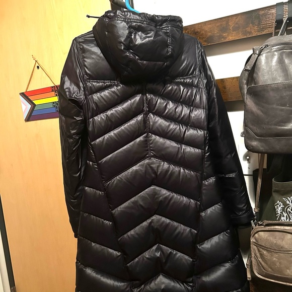 Black Sorel Tivoli Mid-length Down Puffer Coat - Picture 4 of 14